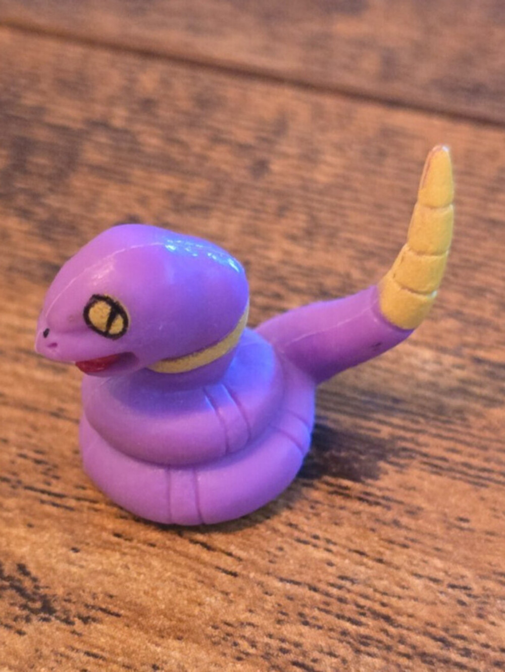 Vintage Nintendo Pokemon R/L R/L.W 1" Mini Figure Ekans